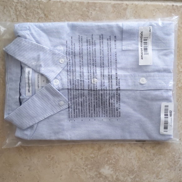 NWT Short Sleeved Oxford Shirt - Picture 1 of 3